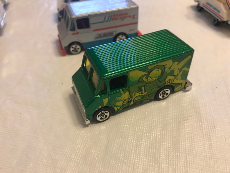 Illustration for article titled Colossal Die-Cast Collection - Box 109 - Taking An In-van-tory